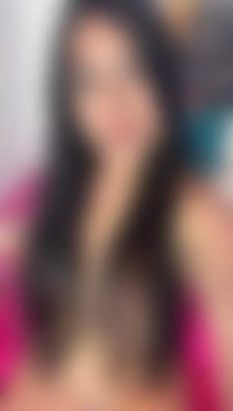 Hey this juicy boobs are online by sophyangeell