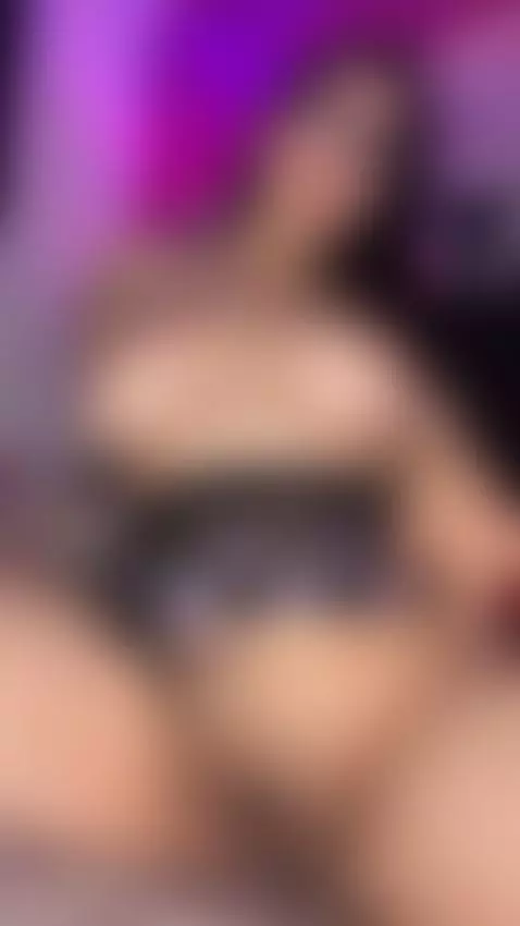 😈🫦 by naylea2001