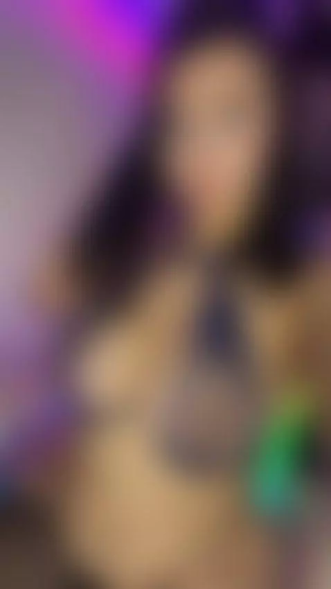 live now link bio✨ by naylea2001