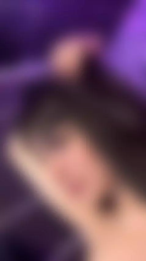 tempting eyes 🥵 Come join me for my broadcast by maria-19