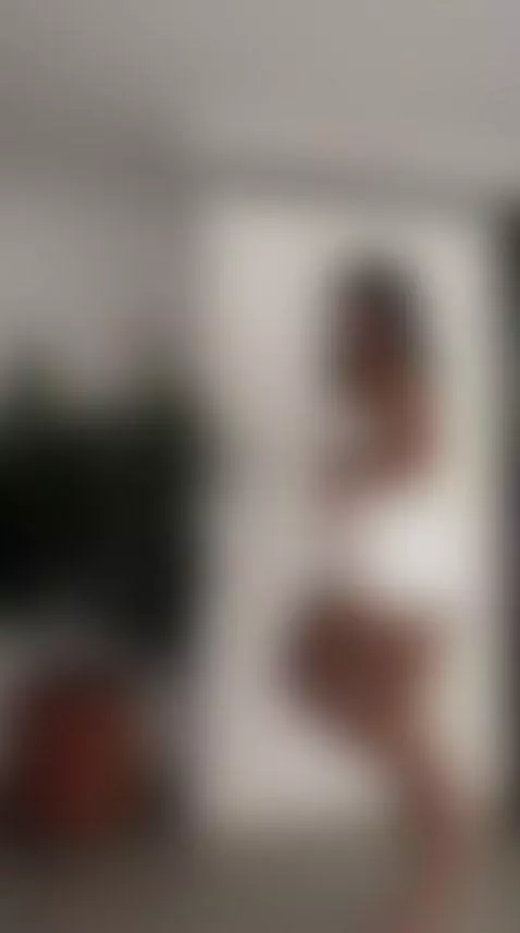 Each hip movement is a secret that I want to tell you 😈🔥 by nayla-potter