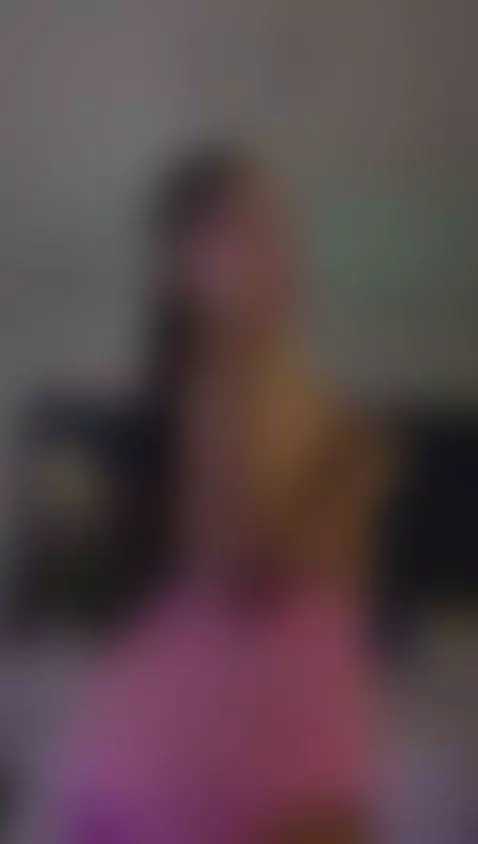 Come watch me shake it by nayla-potter