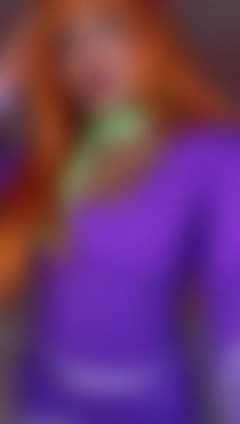 Dapne is here online by isabellaparker