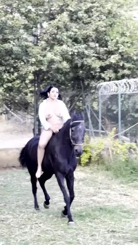 DO YOU LIKE HOW I RIDE? by isabellaparker