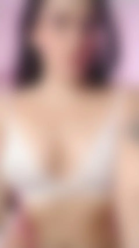 Which is better? by laia-turner