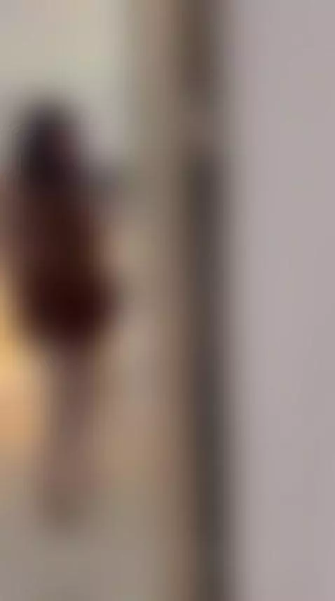 come and get the naked video in my profil by martinarossi