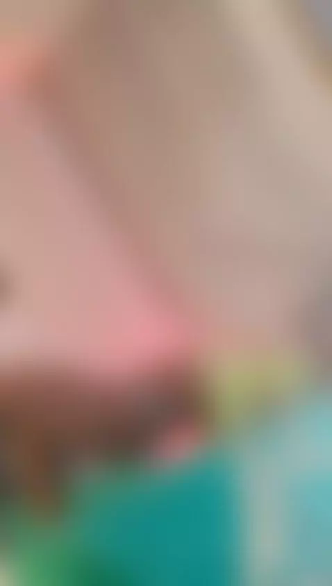 Put my hips on your cock 
www.camsoda.com/martinarossi by martinarossi