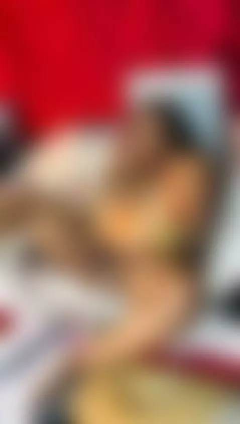 make me vibrates a lot with the sex machine🥵🥵 by harleyevans