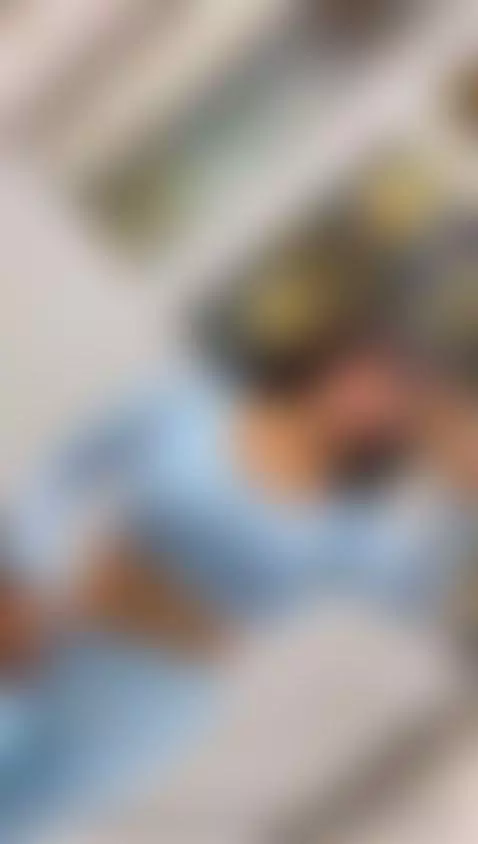 does blue look on me? by manuelacorzo