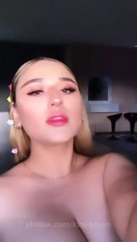 Come and enjoy a specal show with my will be very hot by kim-brown