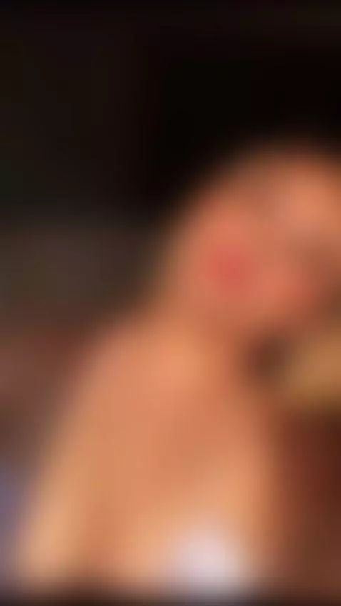 BLONDE LATINA + BIGBOOBS ARE HOPPING FOR U ♥ KISSESS by kim-brown