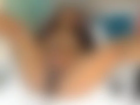 i want u here by alicciabrown