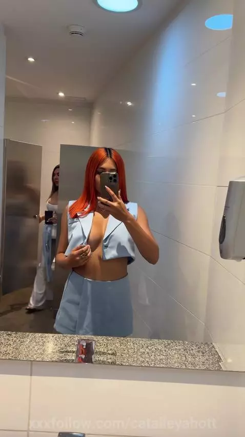 Oh my god someone saw me in the bathroom by catalleyahott