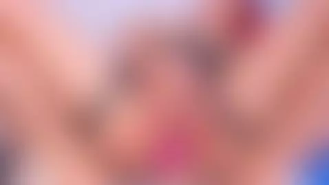 I'm online now and I would love to be fucked by you on my ch... by catalleyahott