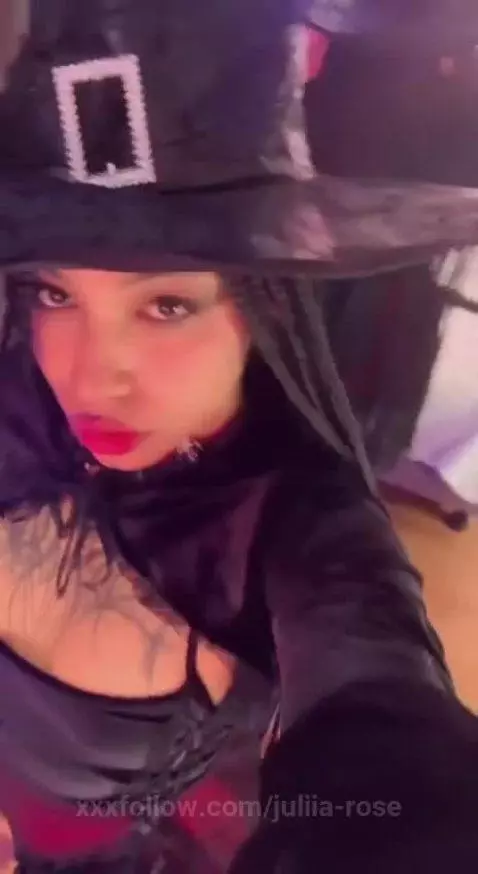 Come I show you the spell I can do with my whole body. Im Li... by juliia-rose