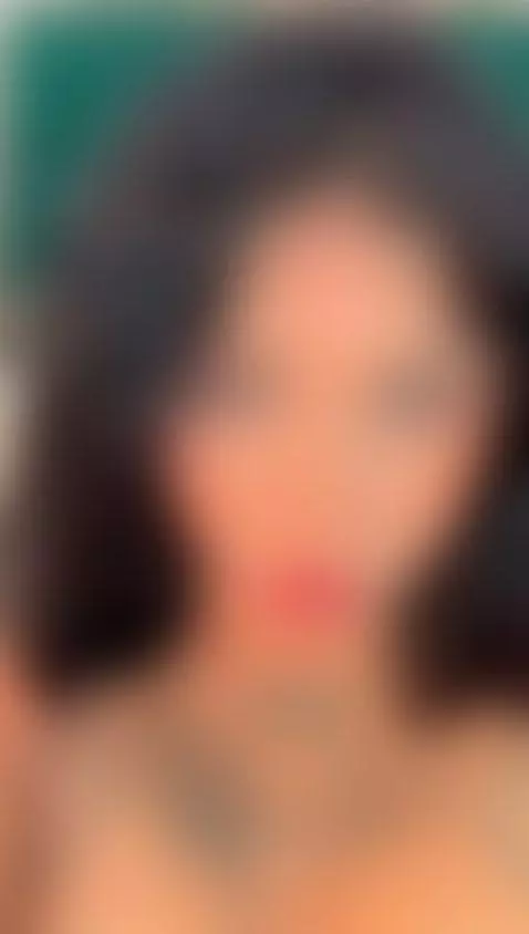 COME ON HERE I'M ONLINE NOW by juliia-rose