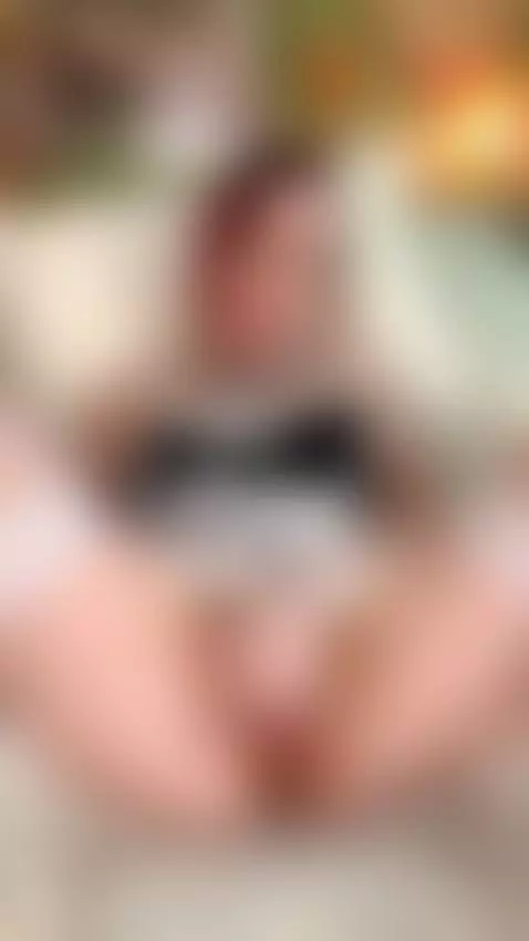 Your housemaid got a little horny 😳 by nikaxreznik