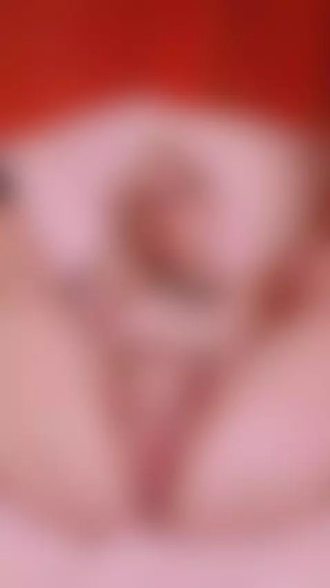 Butt plugged ;) by nikaxreznik