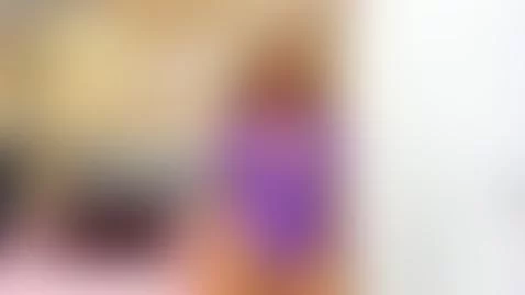 Do you like how this color looks on me? by gigithunderfox