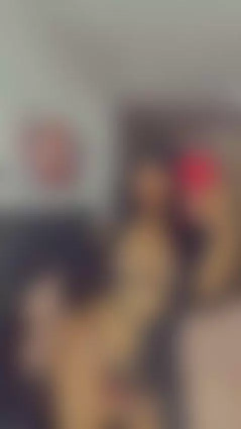 Hey guys, online in 5 min! 💋😈 by gigithunderfox