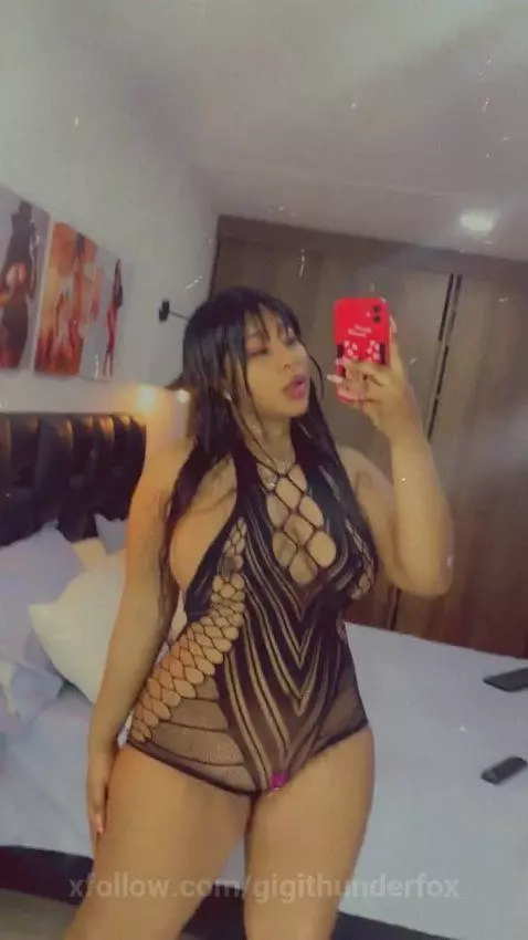 Im Ready for you!🖤 by gigithunderfox