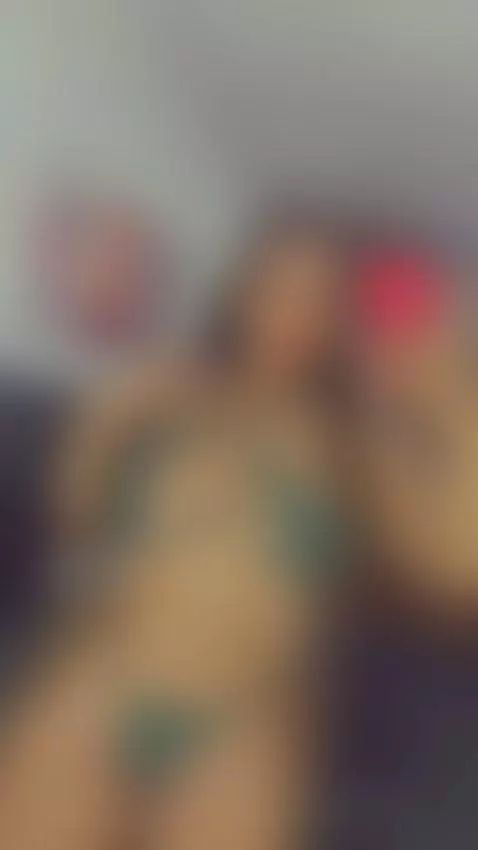 Green, Green!✅ by gigithunderfox