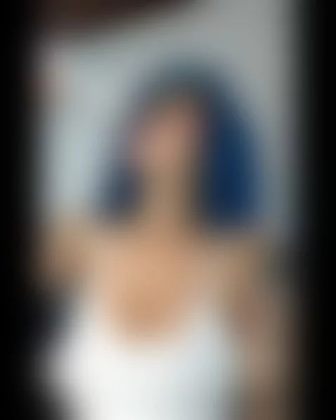 WOULD YOU LIKE TO PLAY WET SHIRT ? by angelik-blue