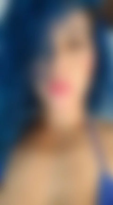 ONLINE NOW GUYS by angelik-blue