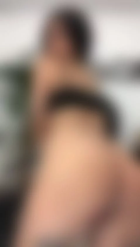 I want to dance on your dick by cristallrose69