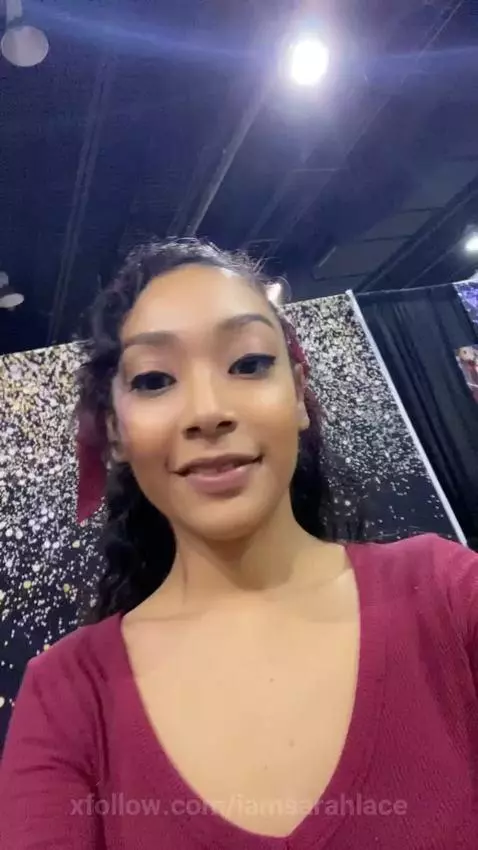 Had such an awesome 1st day of Exxxotica Chicago! Thank you ... by iamsarahlace