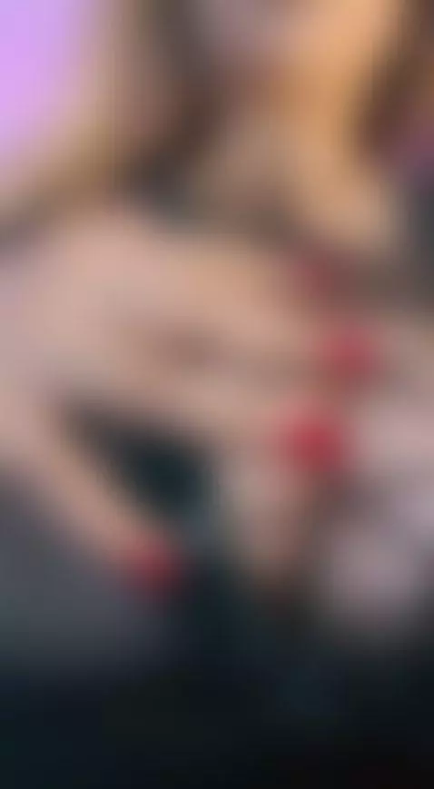 I want your cock on my tits, I want you to cum in my mouth 😋... by elissh