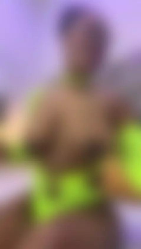 My curves and my moans are waiting for you in my show 😏🔥 by hannagates18