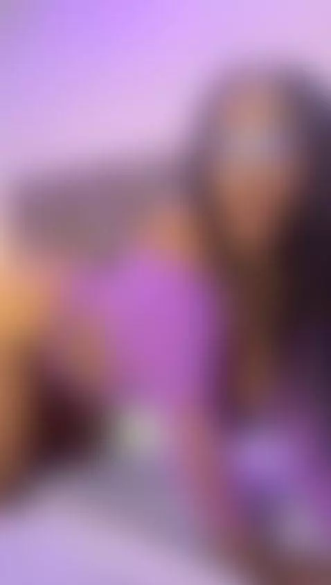 I’m on the naughty list tonight 😈🎄🎁  https://www.camsoda.com... by hannagates18