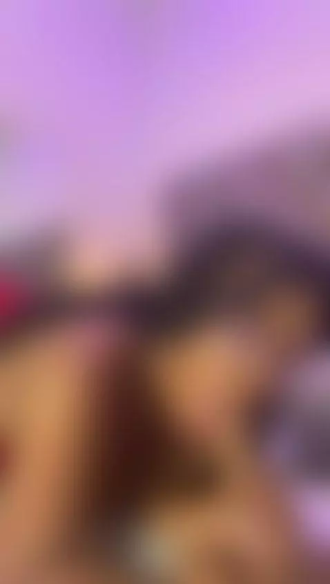 Bet you can't look away 😉💋 https://www.camsoda.com/hannagate... by hannagates18