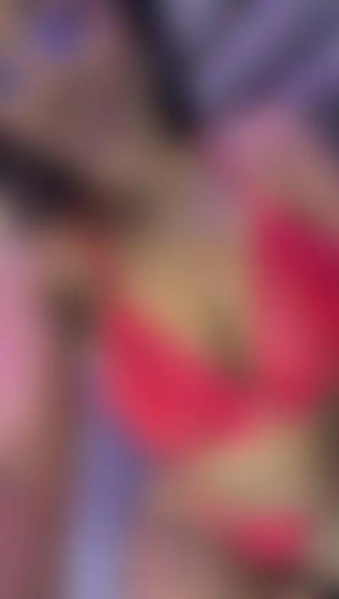 Live now!! by hannagates18