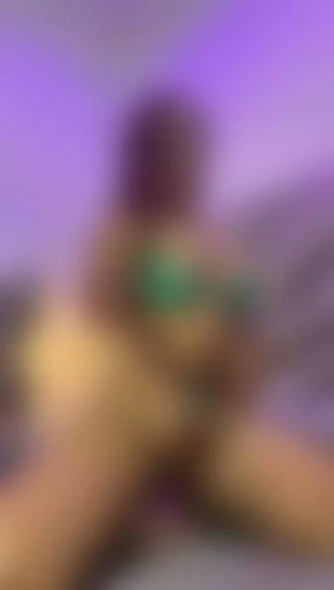 petitegonewild, thickthighs, godpussy by hannagates18