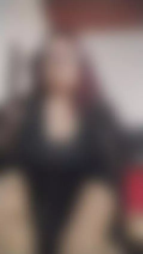 Let's start the week as it has to be : @kat-ina by lux-nova01