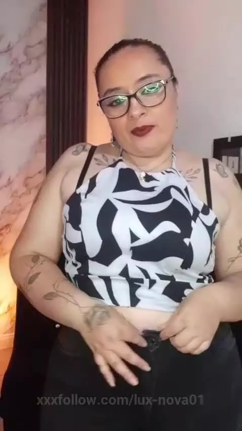 @kat-ina A very hot start to the week... by lux-nova01