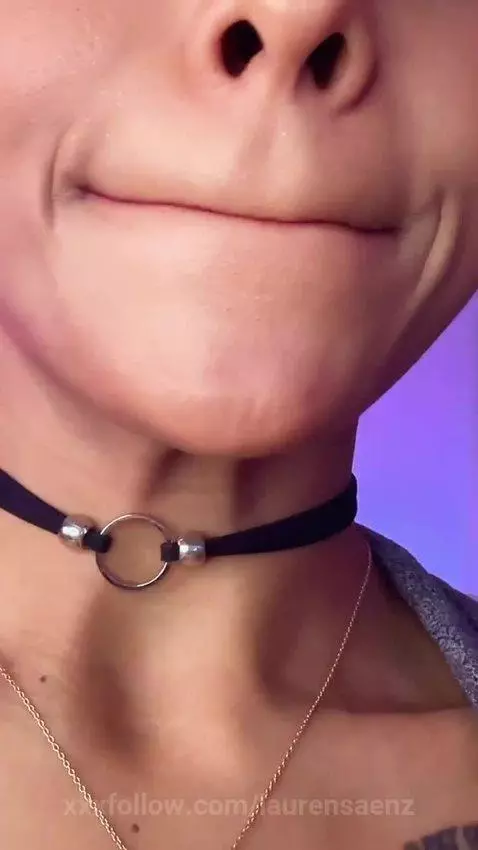 kiss my lips whit smoke by laurensaenz