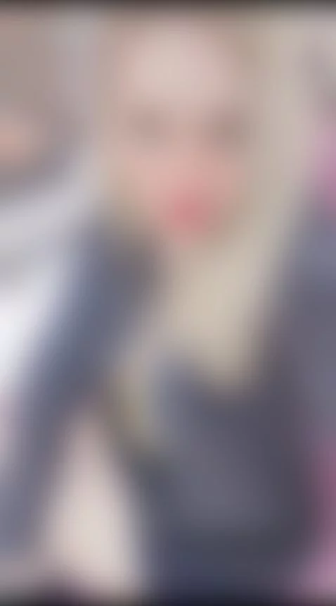 YOUR MILF IS ONLINE !!!!! by deborahwilson