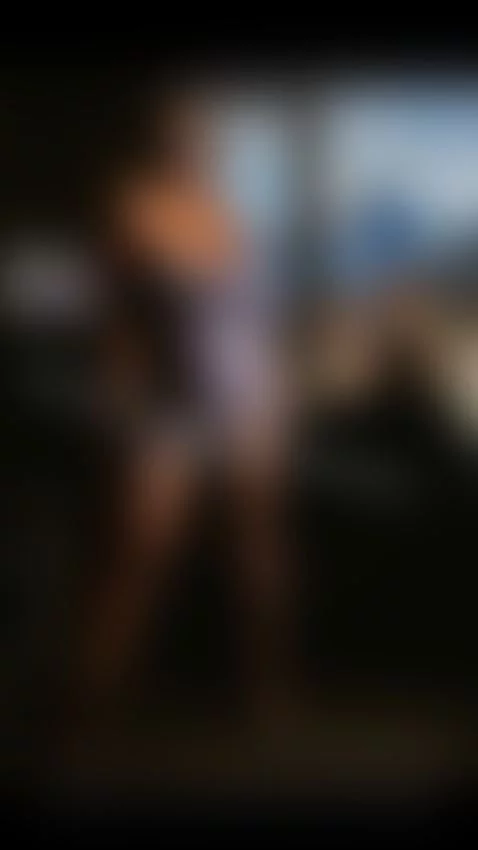 Cum play live on @camsoda by sparkles1ismygirl