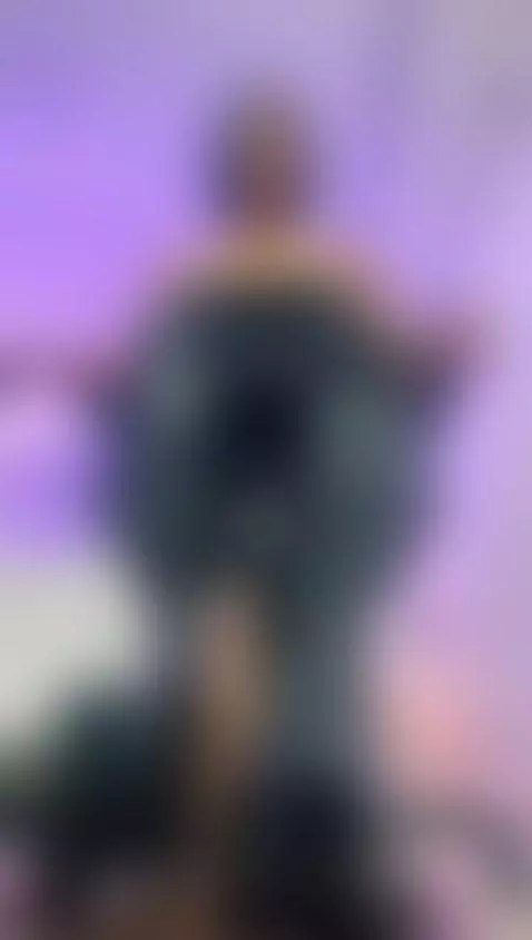 Attention, submissives 🔥
Your dominant Mistress is now onlin... by arianna-smith