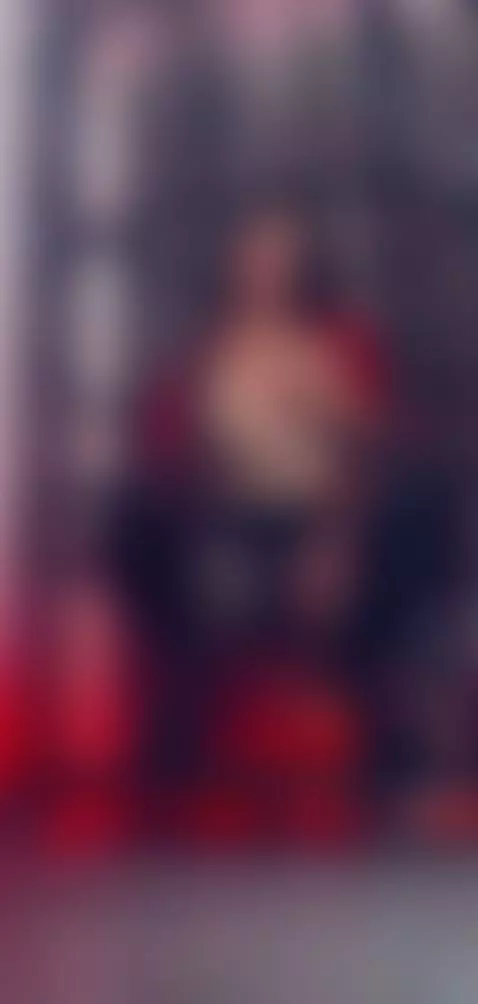 Your latex and black Goddess is now online 😈. I'm dressed in... by arianna-smith