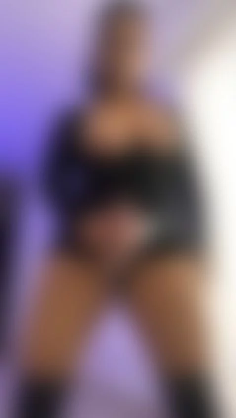 !!! O N L I N E !!! by arianna-smith