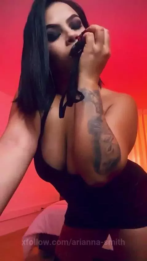 LIVE NOW! Come on to your mistress Do you want to smell them... by arianna-smith