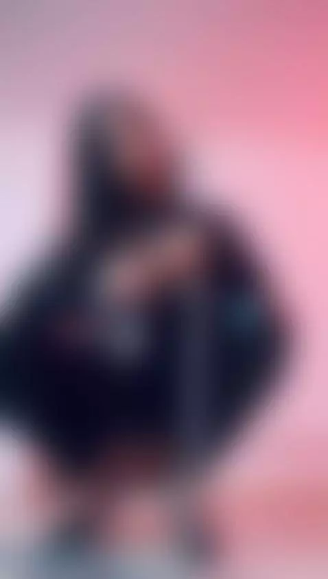 LIVE NOW!! Your Mistress is ready to dominate you today and ... by arianna-smith