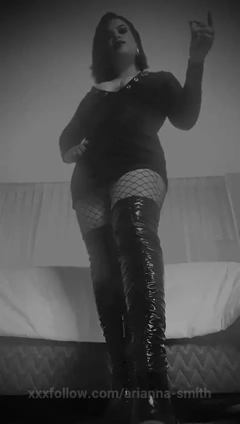 LIVE NOW! Come on to your mistress Do you want to smell them... by arianna-smith