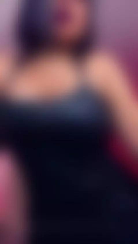 LIVE NOW!! Your Mistress is ready to dominate you today and ... by arianna-smith