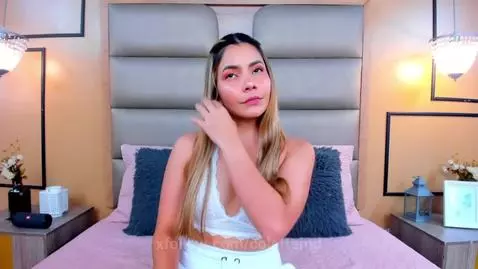 Hello Guys, Kiss for U by colettemd