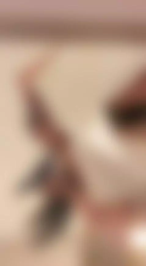 Estaba en una reunión familiar  // I was at a family meeting by naomie-sky